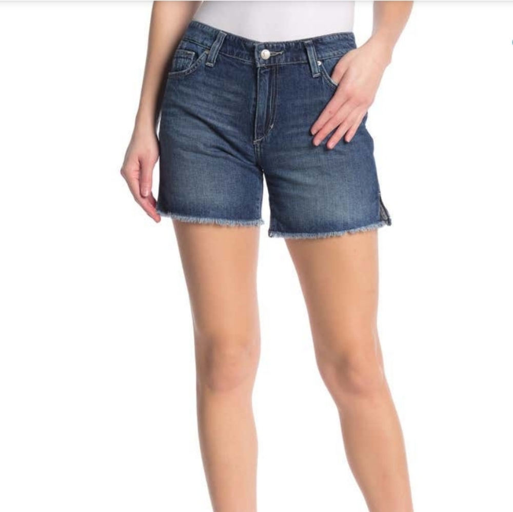 ✨5/$25✨ Joe's Jeans denim midi shorts